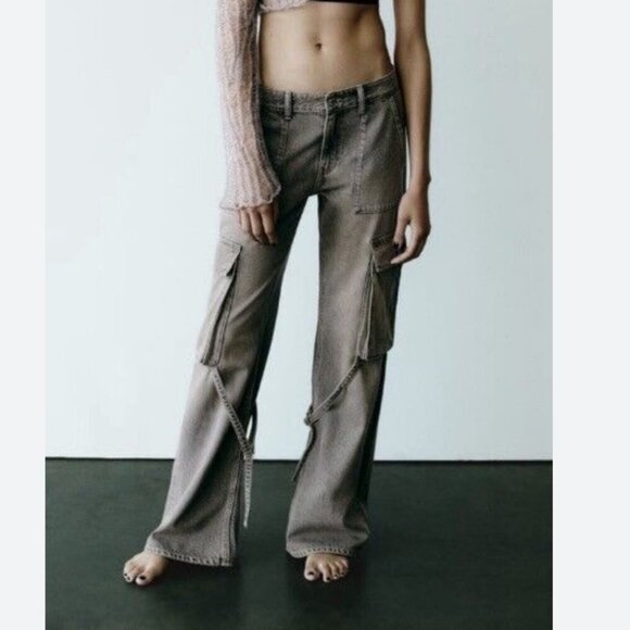 Zara Mid Rise Gray Cargo Jeans Pants with Pockets - Picture 2 of 14